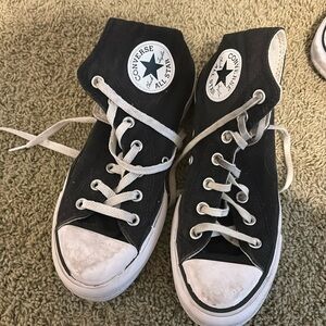 Woman’s size 7 platform converse